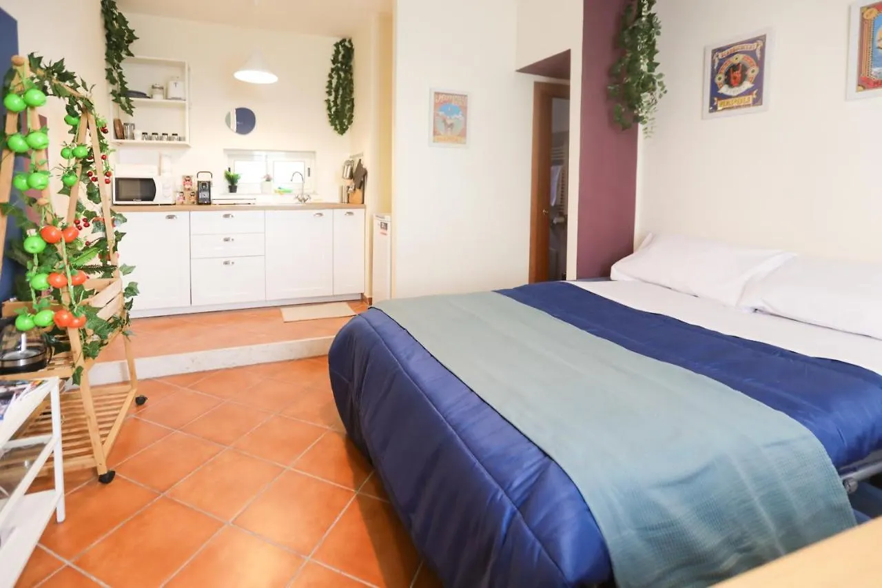 Pulcinella Home Naples 0*,